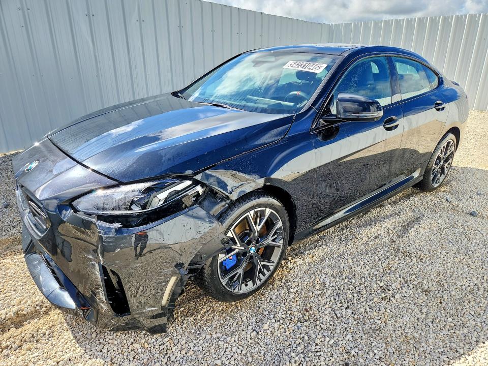 2026 BMW M235XI — VIN WBA33GG02T7U42743