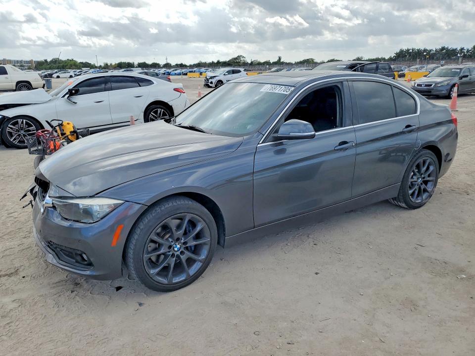 2017 BMW 320 — VIN WBA8E5G52HNU42003