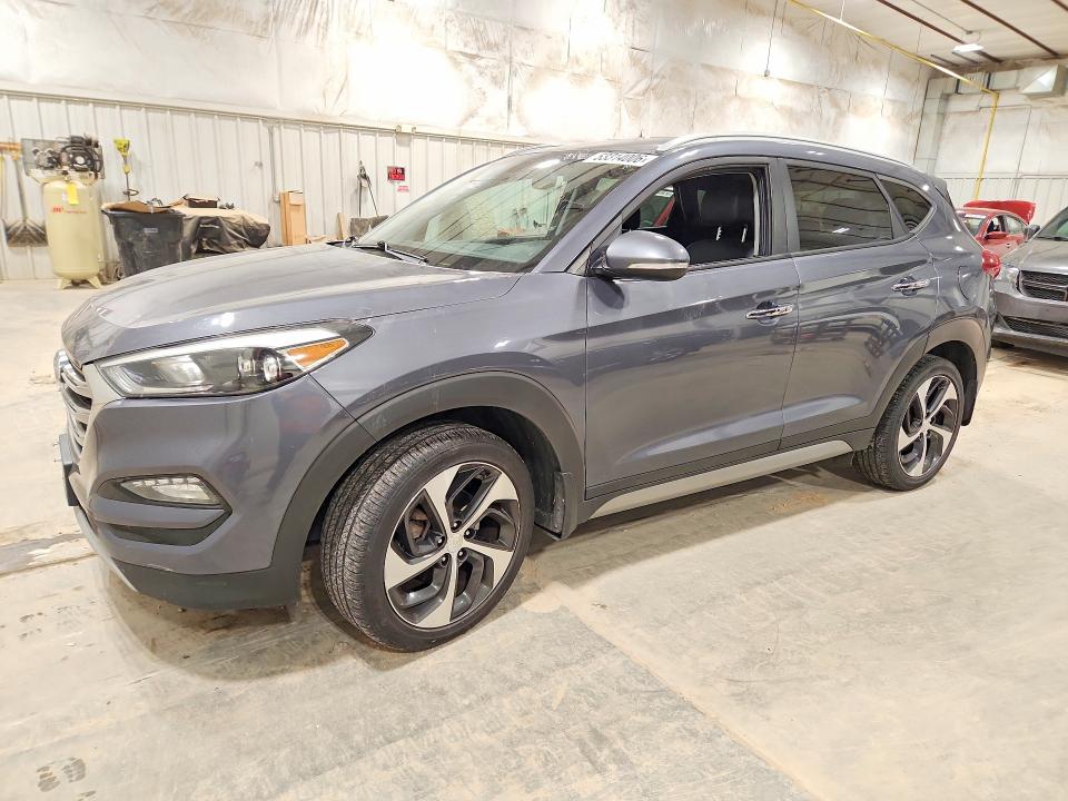 2017 HYUNDAI TUCSON — VIN KM8J3CA24HU304820