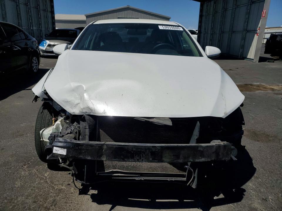 5NPD74LF3JH329025