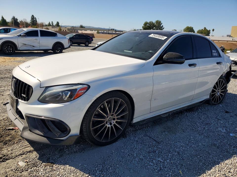 2017 MERCEDES-BENZ C — VIN 55SWF4JB4HU217160