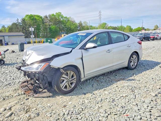 2019 HYUNDAI ELANTRA — VIN 5NPD84LF4KH415491
