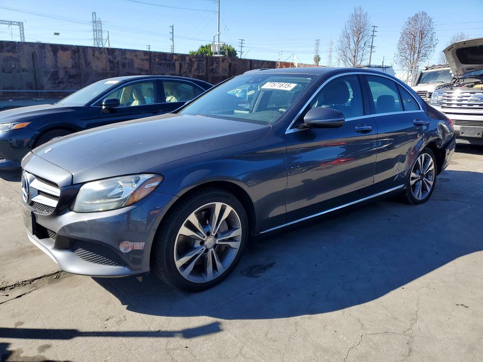 2016 MERCEDES-BENZ C — VIN 55SWF4HB3GU154444