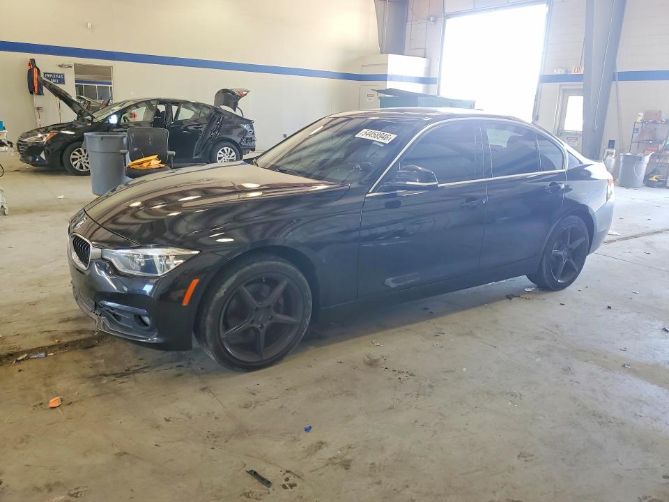 2018 BMW 330 — VIN WBA8B9G51JNU95877