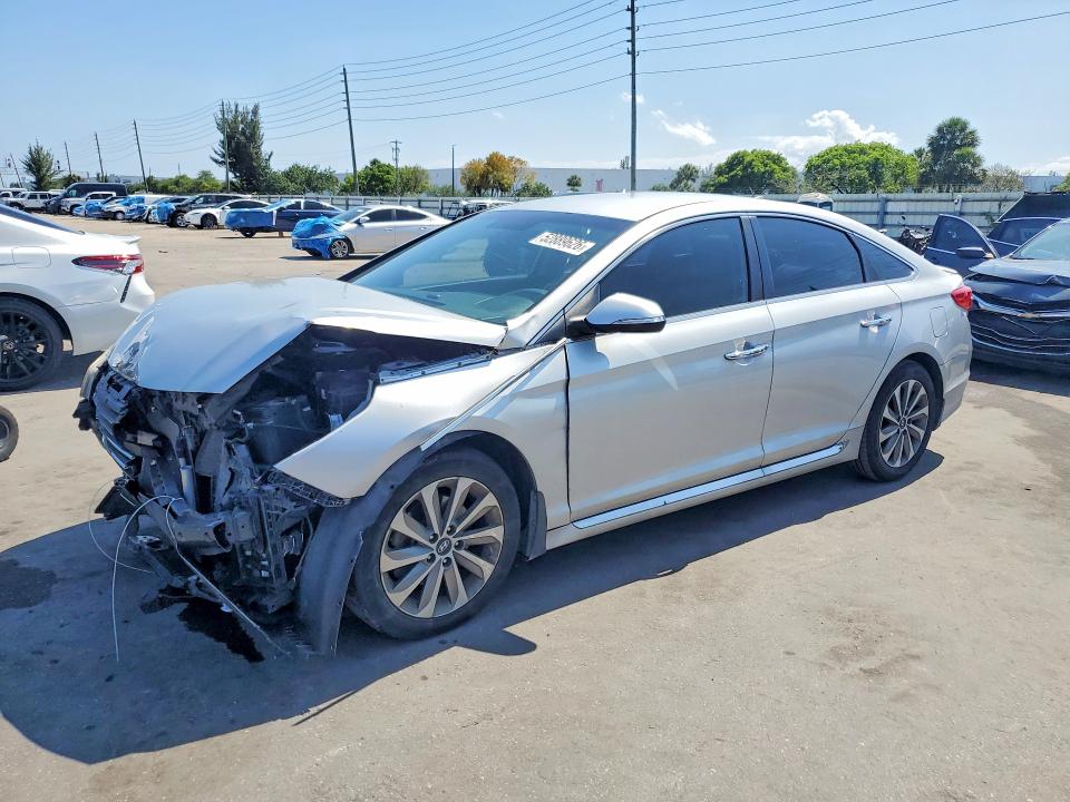 2015 HYUNDAI SONATA — VIN 5NPE34AF0FH150208