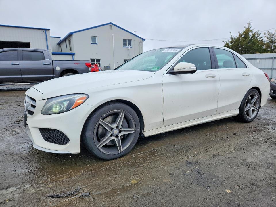 2015 MERCEDES-BENZ C — VIN 55SWF4KB7FU001069