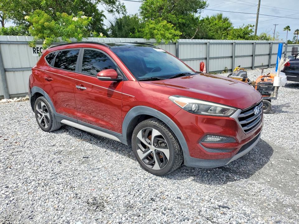KM8J33A23JU819524