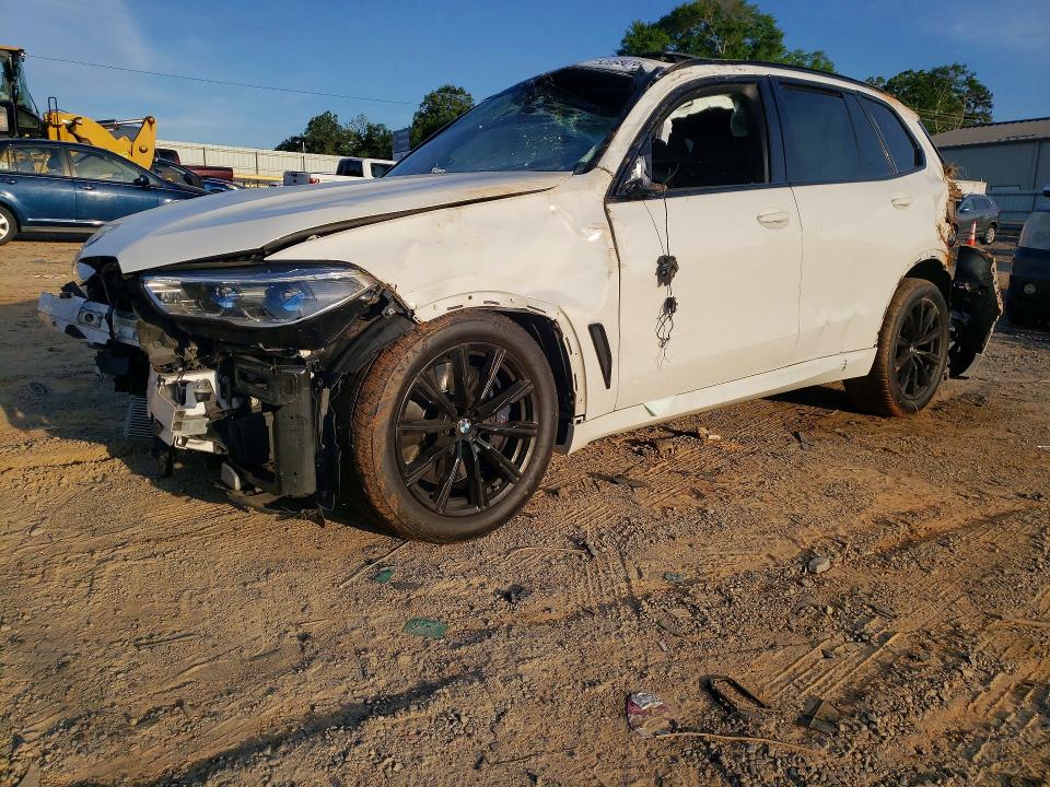 2020 BMW X5 — VIN 5UXCR6C01L9B20022