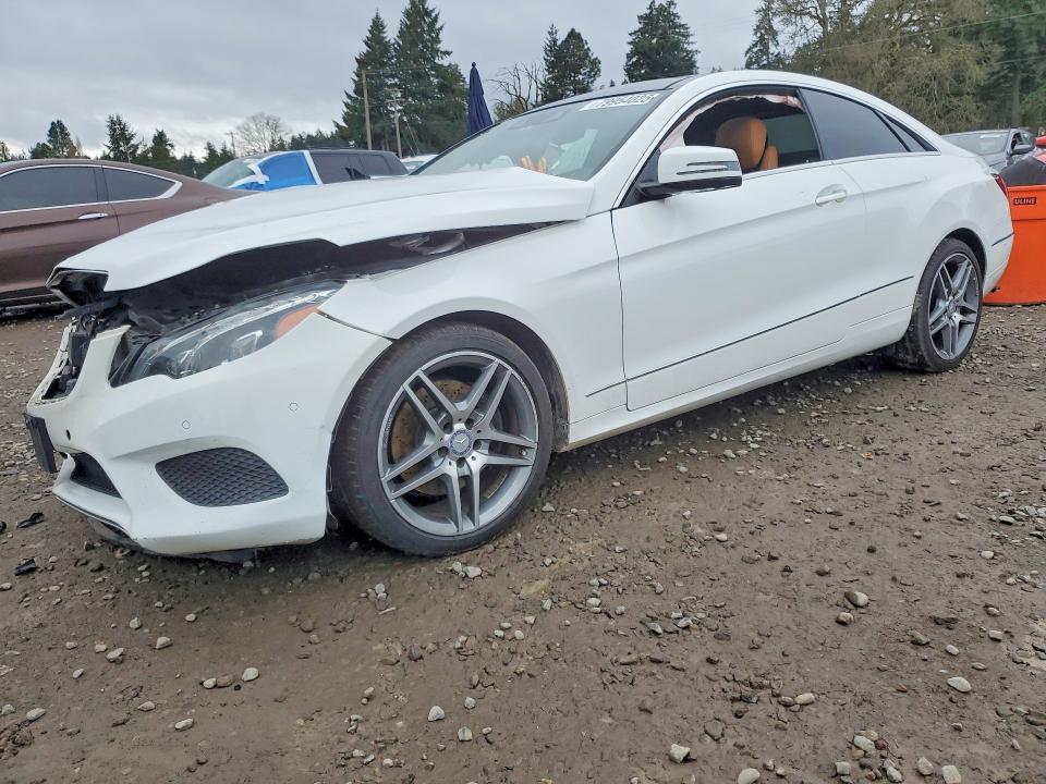 2015 MERCEDES-BENZ E — VIN WDDKJ6FB9FF305591