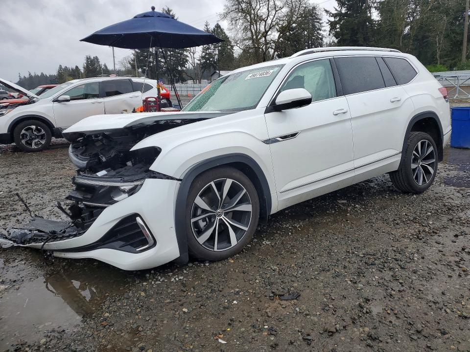 1V2FR2CA0RC613925