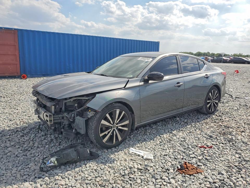 1N4BL4CV7KC136647