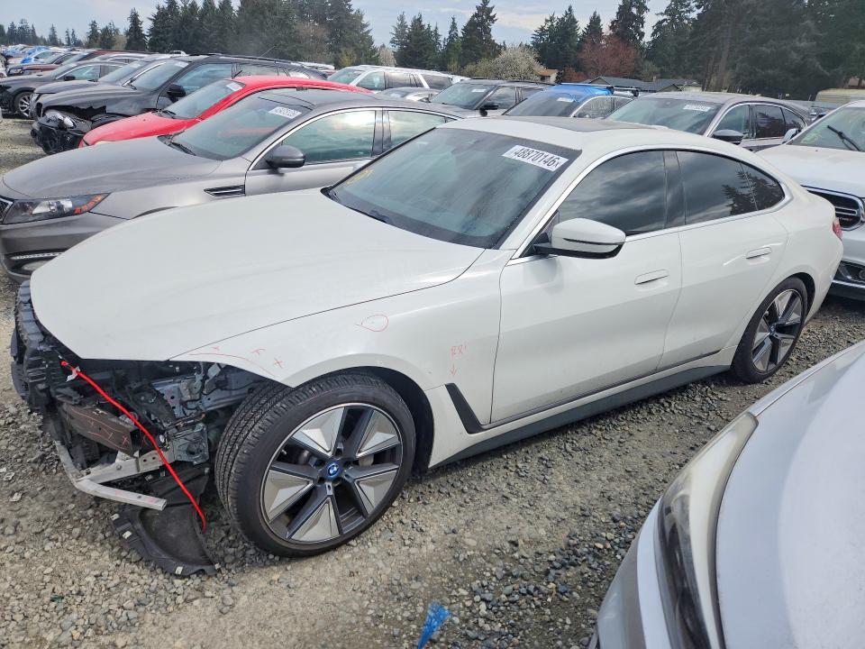 WBY83FB04RFS40588