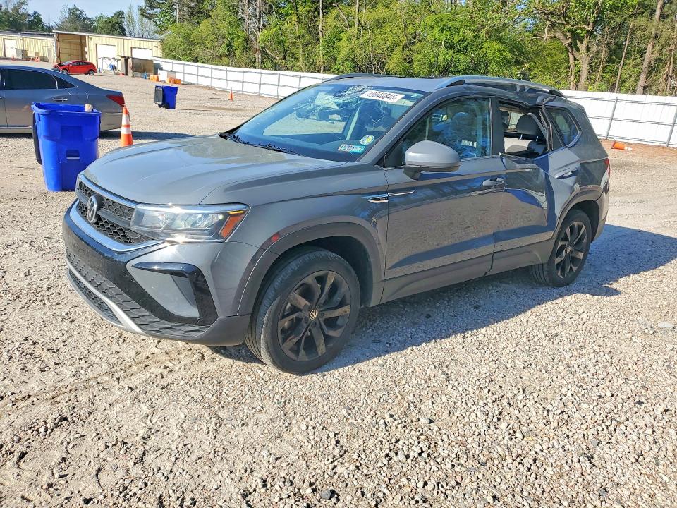 3VVPX7B20NM018408