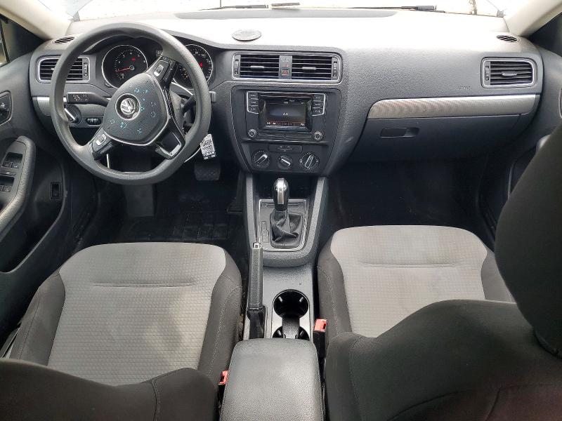 3VW2B7AJ2HM212374