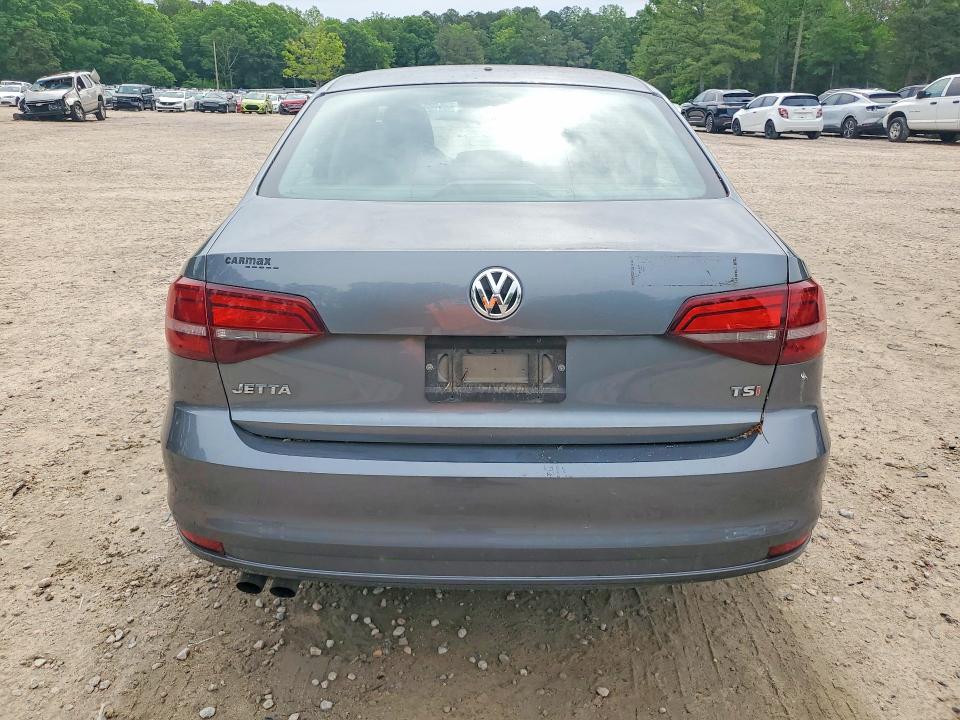 3VW2B7AJ2HM212374