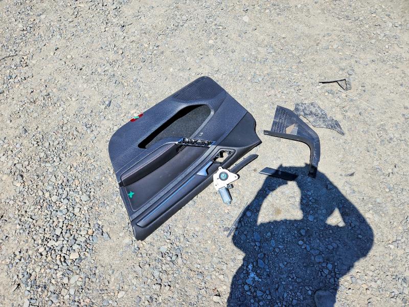 3VW5T7AUXLM003848