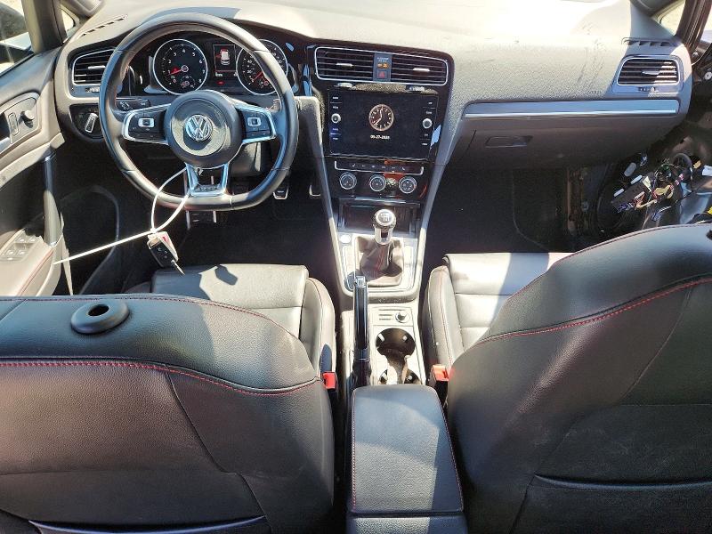 3VW5T7AUXLM003848