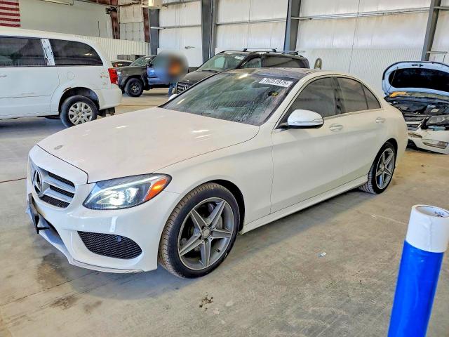 2015 MERCEDES-BENZ C — VIN 55SWF4KB0FU039968