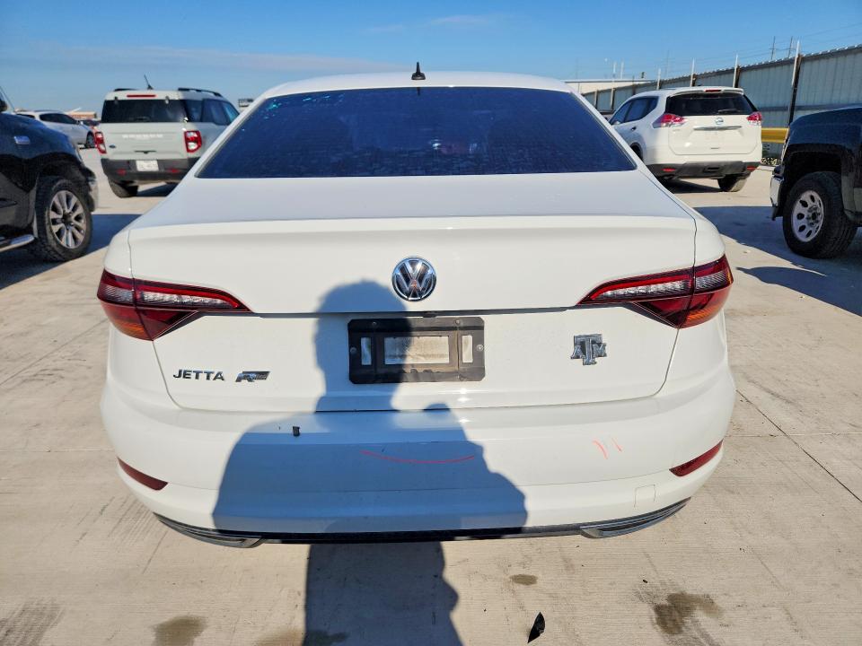 3VWCB7BU2KM172012