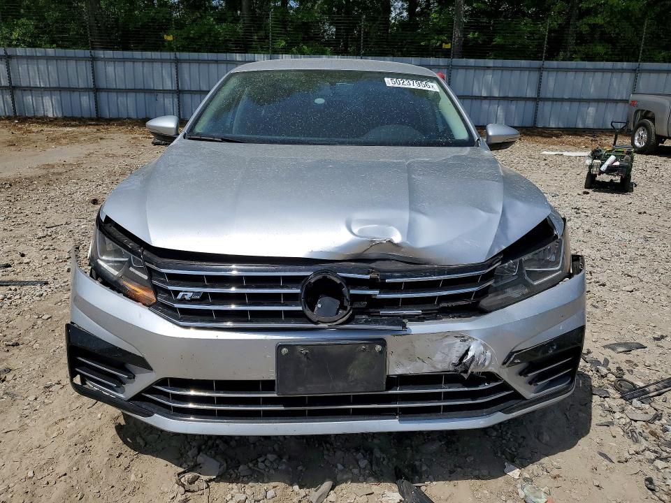 1VWDT7A33HC042177