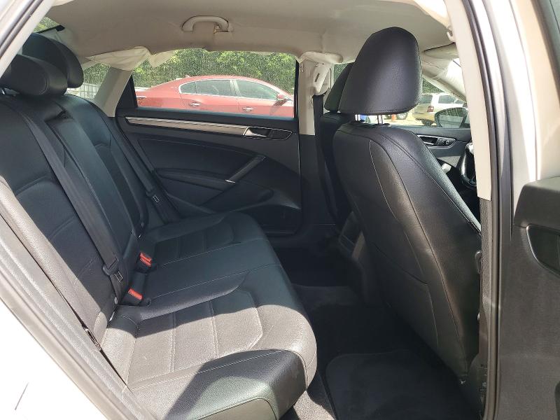 1VWDT7A33HC042177