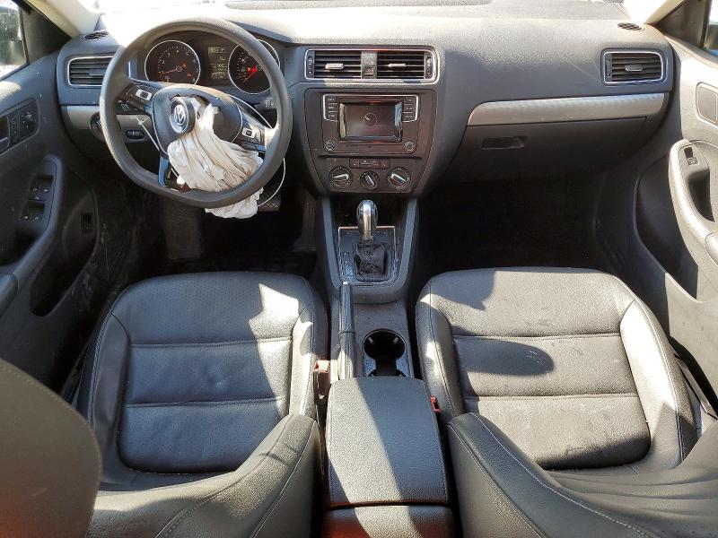 3VWDB7AJXJM226392