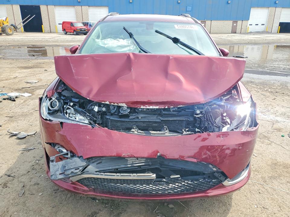2C4RC1EG6JR104154