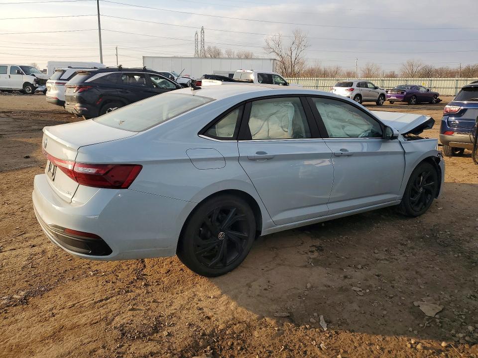 3VW7X7BU9SM027679