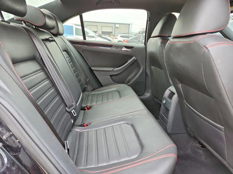 3VW4T7AJ0HM272370