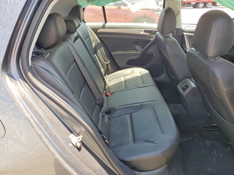 3VW217AU0HM052573
