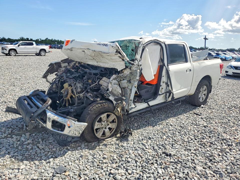 1N6AA1E65KN515583