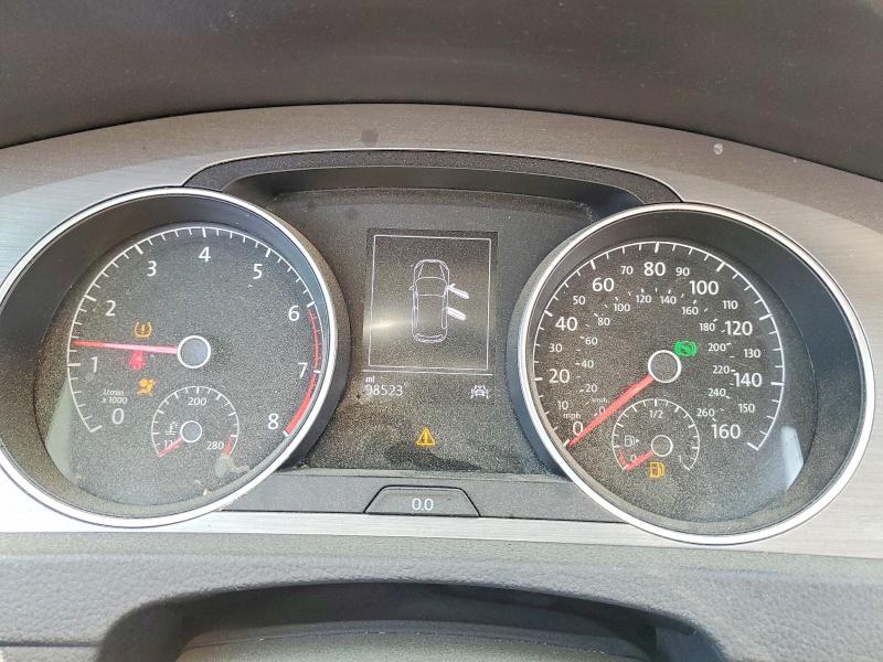 3VW217AU0HM052573