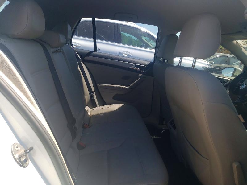 3VW217AU2FM008846