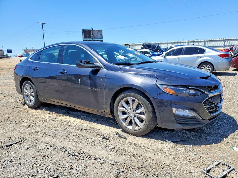 1G1ZD5ST9NF159550