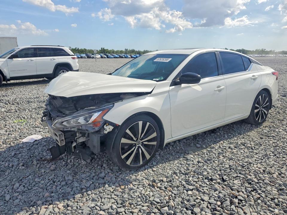 1N4BL4CV6KC135683
