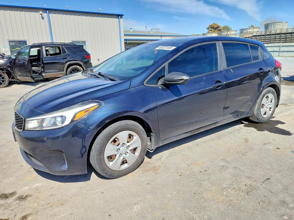 2017 KIA FORTE5 — VIN KNAFK5A86H5691407