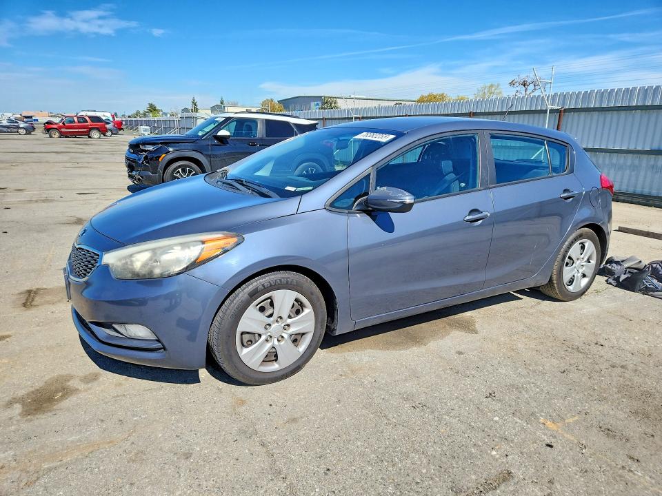 2016 KIA FORTE5 — VIN KNAFK5A83G5606098