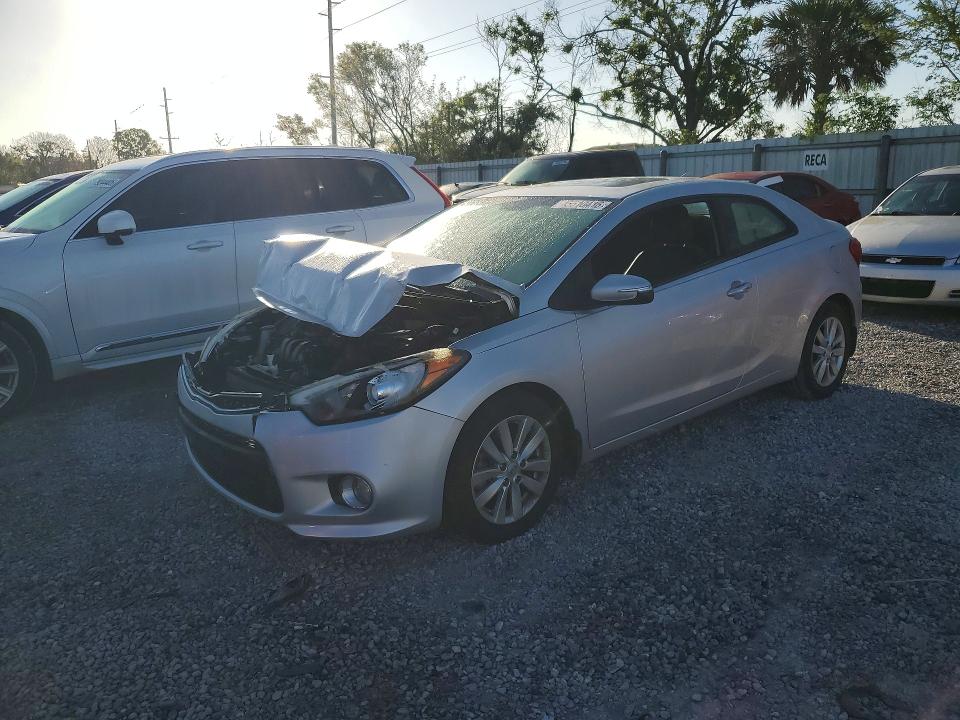 2016 KIA FORTE KOUP — VIN KNAFX6A88G5573963