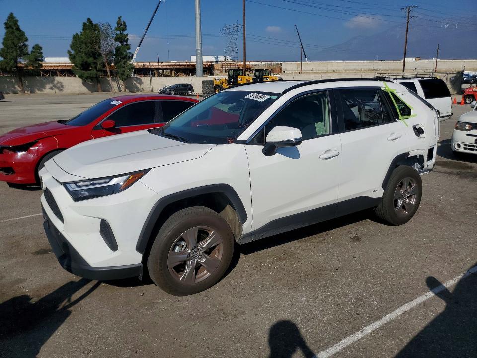 2025 TOYOTA RAV4 4D — VIN JTMMWRFV8SD602826