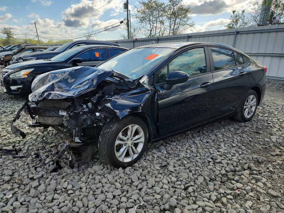 2019 CHEVROLET CRUZ — VIN 1G1BC5SM5K7136298