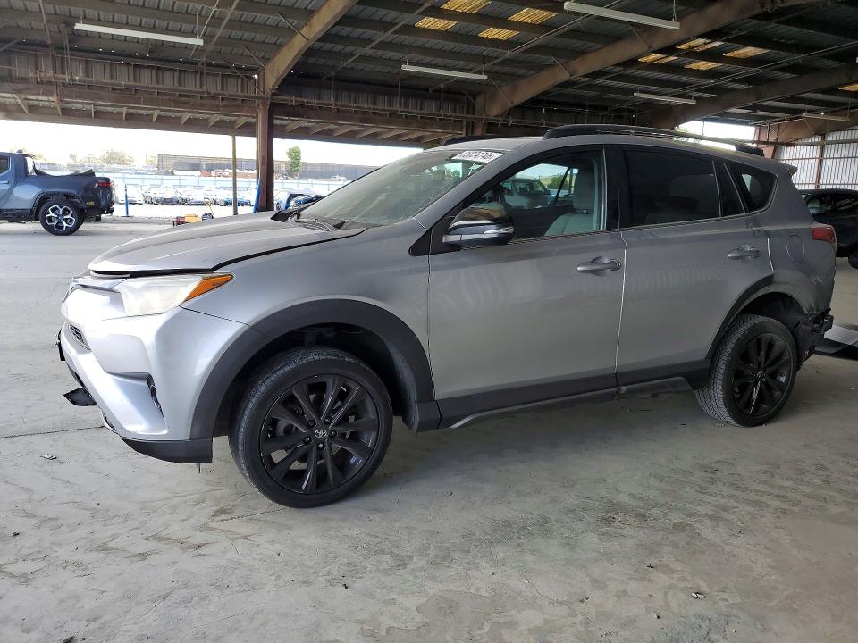 2018 TOYOTA RAVA 4 — VIN 2T3RFREV7JW725395