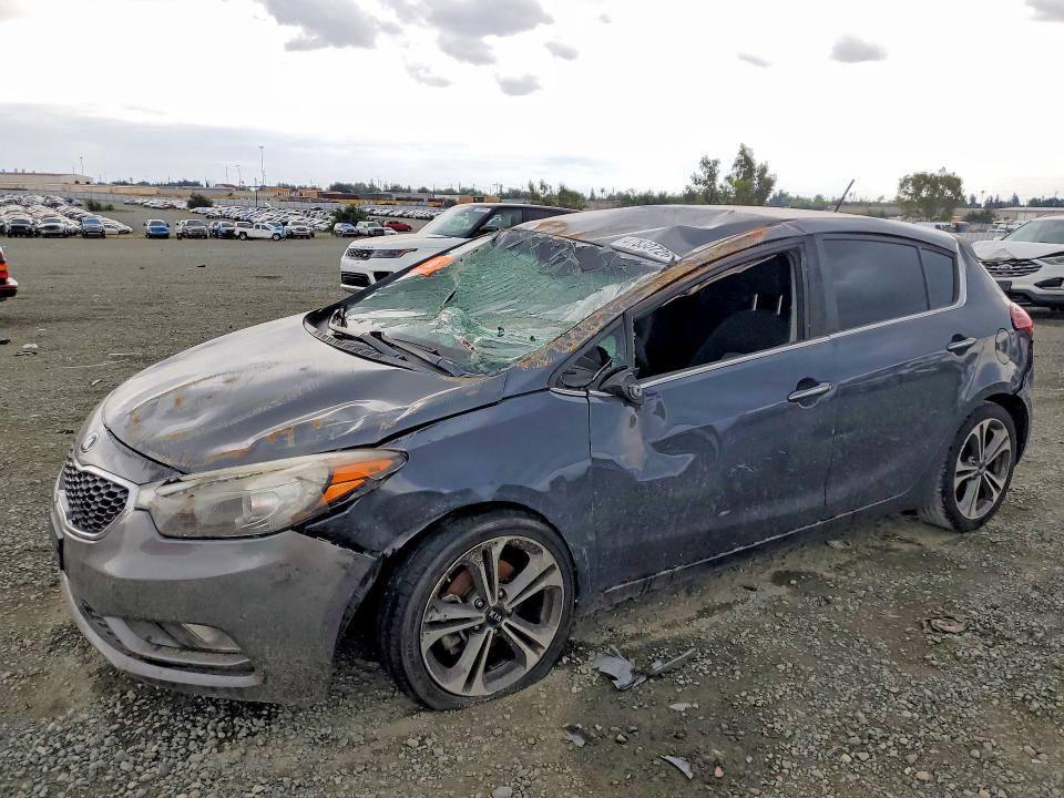 2016 KIA FORTE5 — VIN KNAFX5A81G5633690