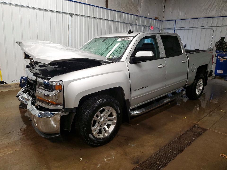 2018 CHEVROLET 1500 SILVE — VIN 3GCUKREC1JG361334