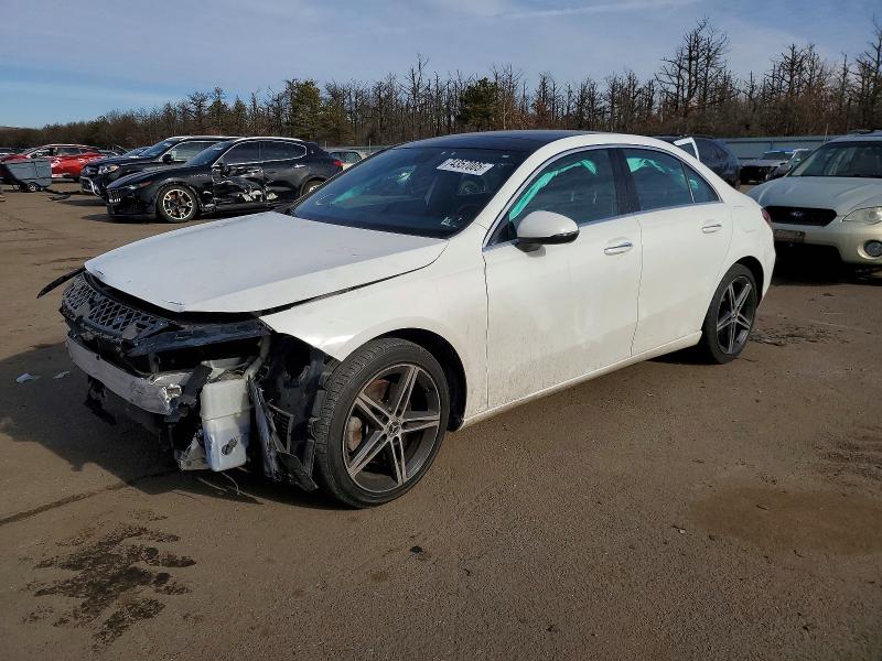 2021 MERCEDES-BENZ A — VIN W1K3G4FB3MJ257121