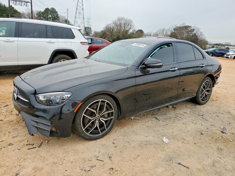 2022 MERCEDES-BENZ E — VIN W1KZF5KB9NB034599
