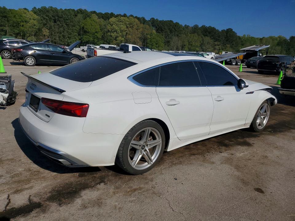 WAUDACF51MA043939