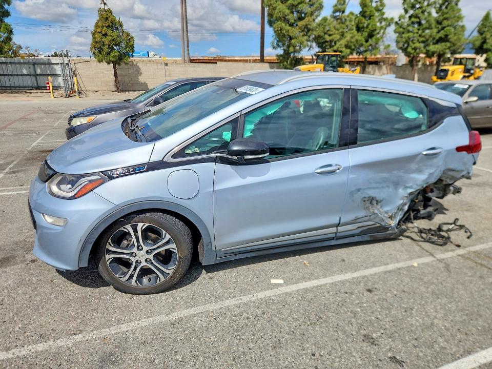 2017 CHEVROLET BOLT EV — VIN 1G1FX6S04H4183535