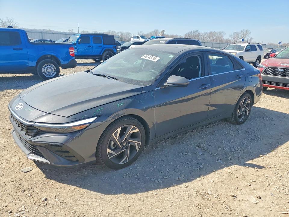 2024 HYUNDAI ELANTRA — VIN KMHLS4DG5RU819092