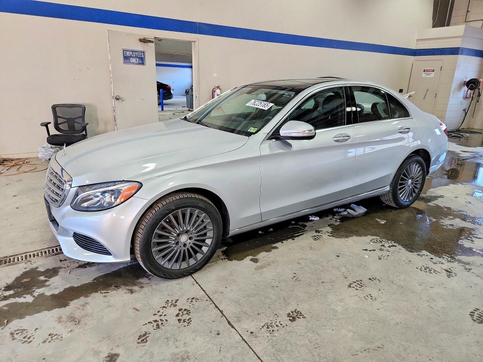 2015 MERCEDES-BENZ C — VIN 55SWF4KB6FU035570