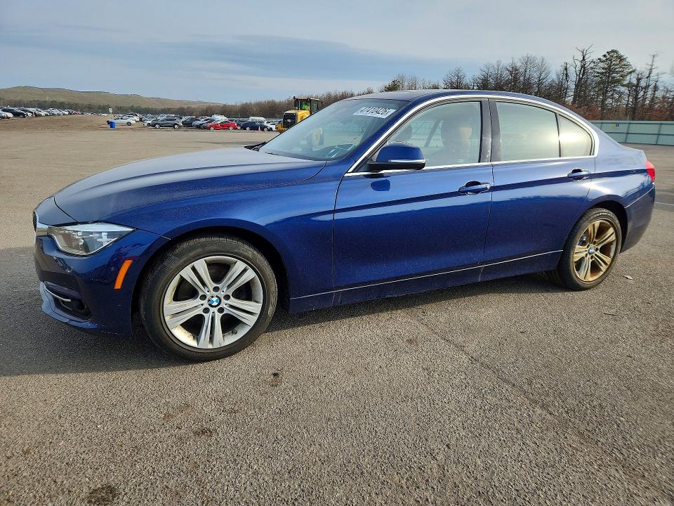 2018 BMW 330 — VIN WBA8D9C51JEM33783
